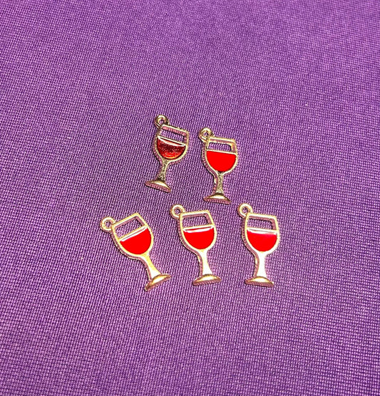 Red wine charm