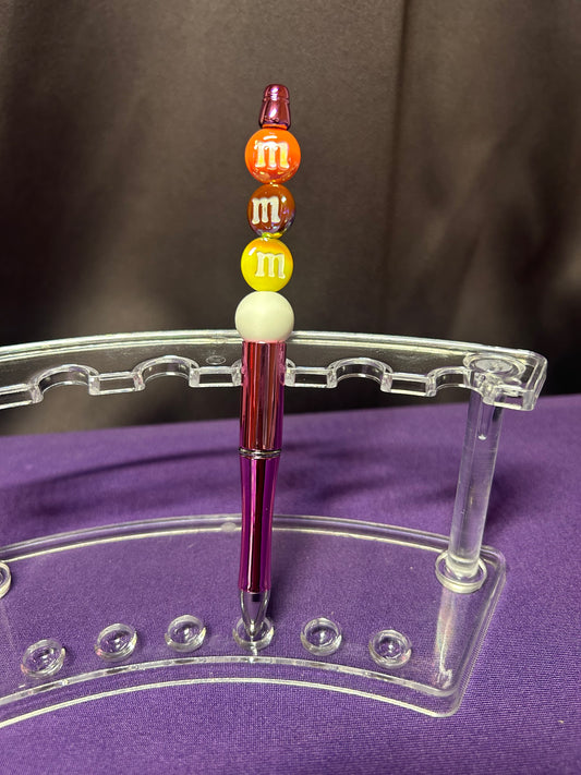 M&M pen