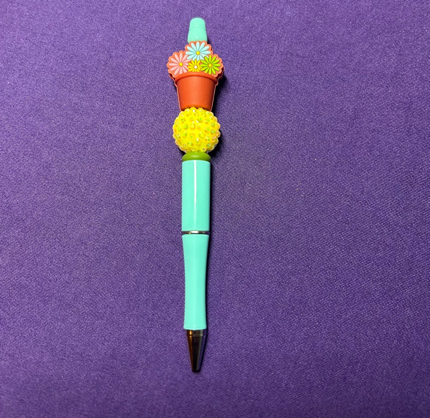 Flower pot pen