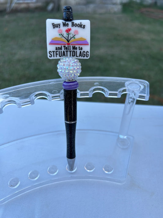 GG smut book pen